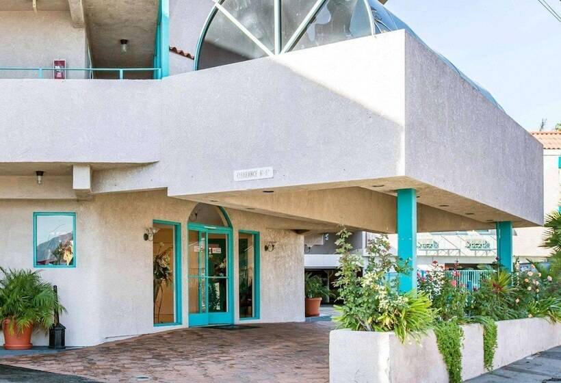 酒店 Quality Inn Burbank Airport