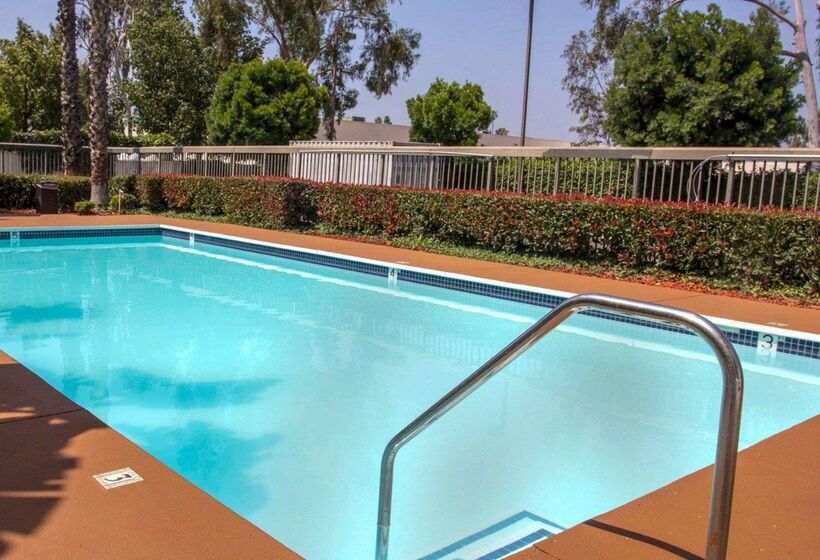 호텔 Quality Inn Riverside Near Ucr And Downtown