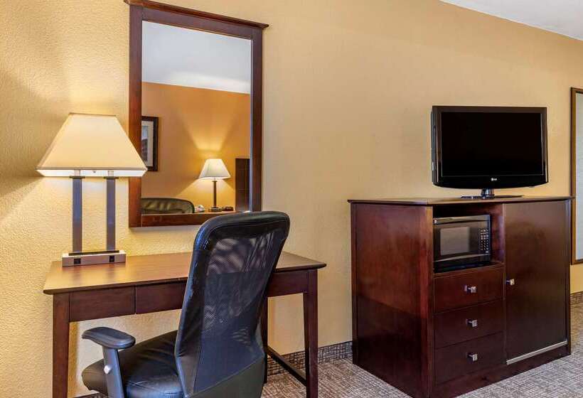 فندق Quality Inn Russellville I40