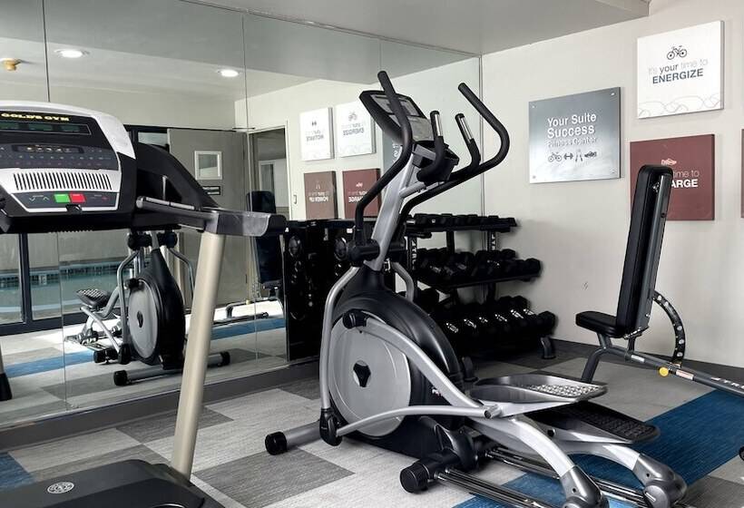 فندق Comfort Suites Denver North   Westminster