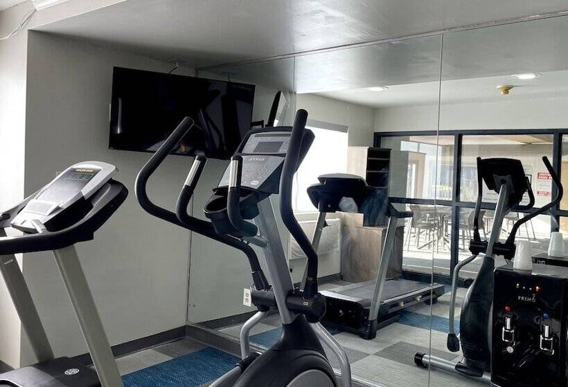 فندق Comfort Suites Denver North   Westminster