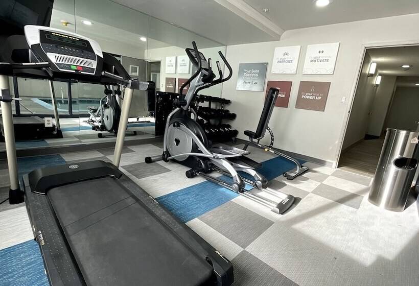 فندق Comfort Suites Denver North   Westminster