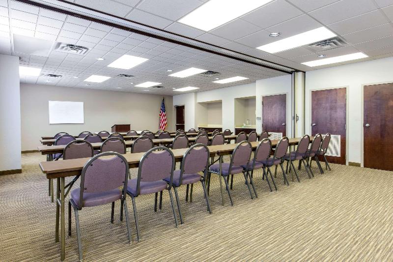 فندق Quality Inn & Suites Mountain Home North