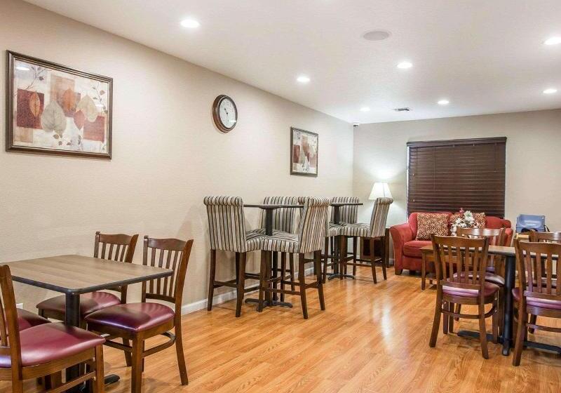 فندق Quality Inn & Suites Woodland  Sacramento Airport