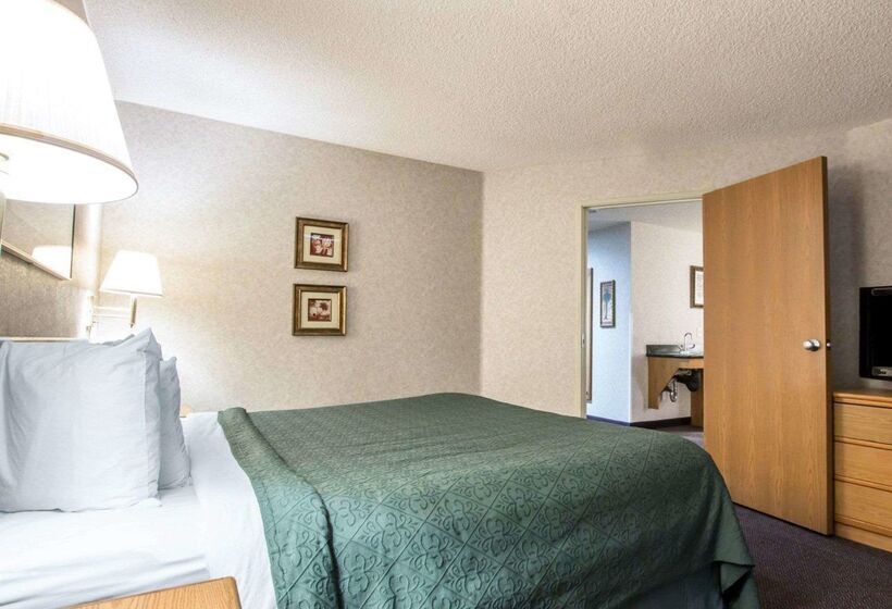 Отель Quality Suites San Diego Otay Mesa