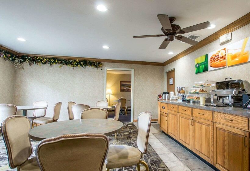 Отель Quality Suites San Diego Otay Mesa