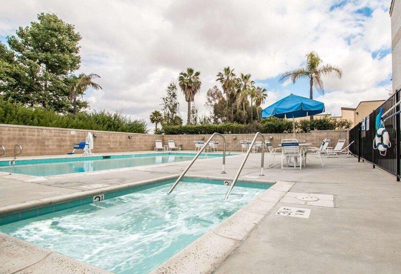 Отель Quality Suites San Diego Otay Mesa
