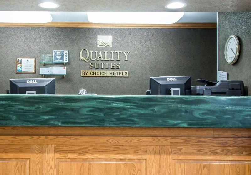 Отель Quality Suites San Diego Otay Mesa