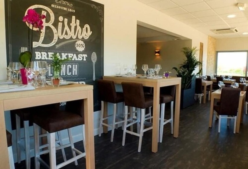 Logis Hotel Restaurant De La Madeleine