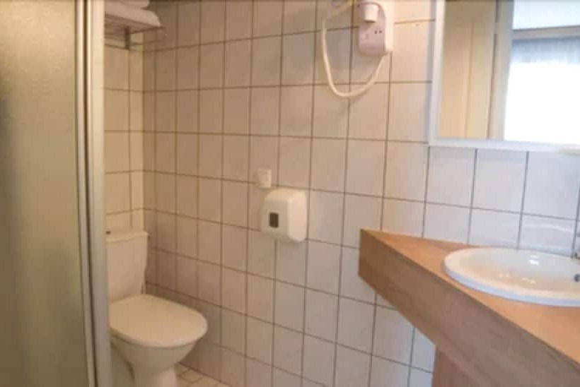 Logis Hotel Restaurant De La Madeleine