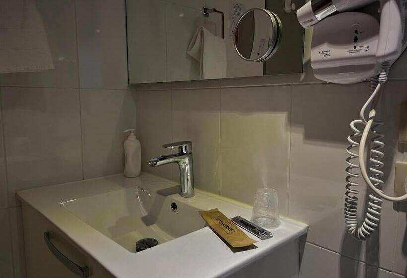 호텔 Restaurant Des Voyageurs