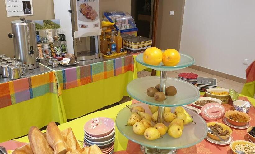 Logis Hotel Restaurant Le Faudé