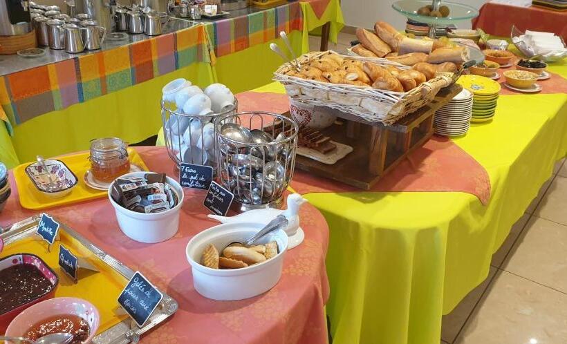 Logis Hotel Restaurant Le Faudé