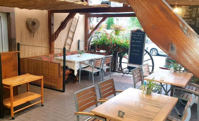 Logis Hotel Restaurant Le Faudé