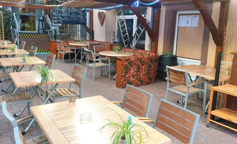 Logis Hotel Restaurant Le Faudé