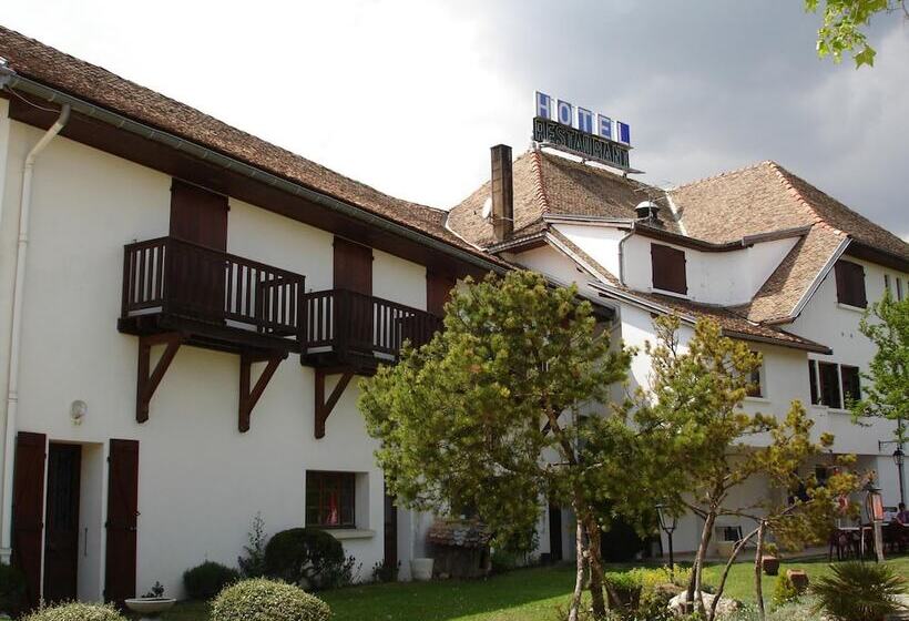 Отель Restaurant Le Traineau