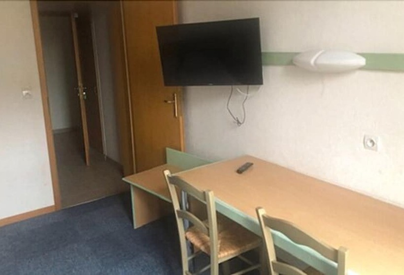 فندق Restaurant Moderne Bellavi