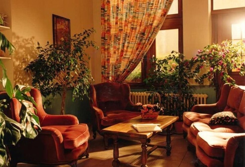 فندق Restaurant Moderne Bellavi