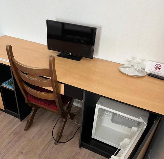 فندق Senica, Garni