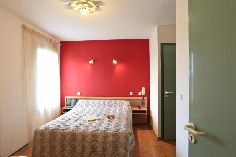 בית מלון כפרי Hôtel Le Provence