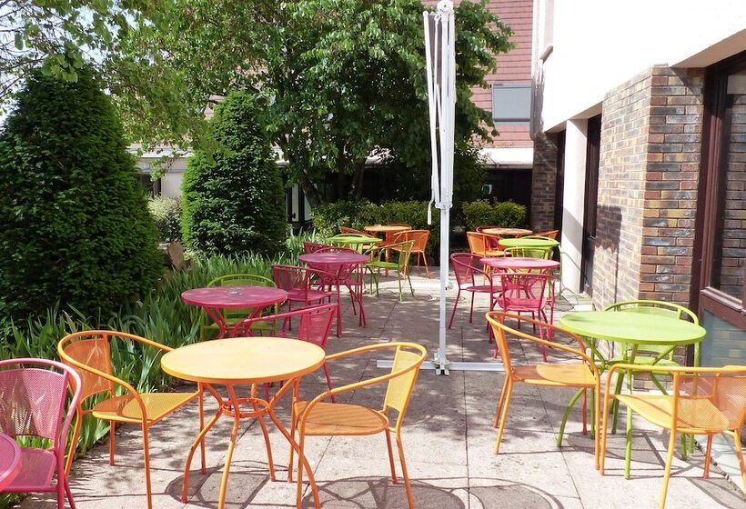 ホテル The Originals City, Hôtel Castel Burgond, Dijon Ouest