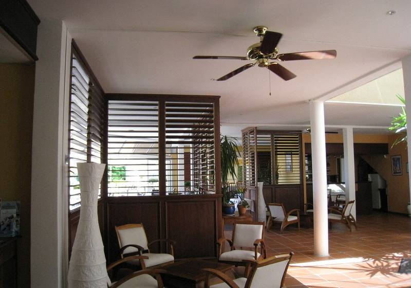 ホテル The Originals City, Hôtel Castel Burgond, Dijon Ouest