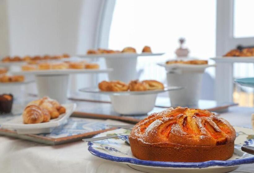 Отель Torre Sant'angelo