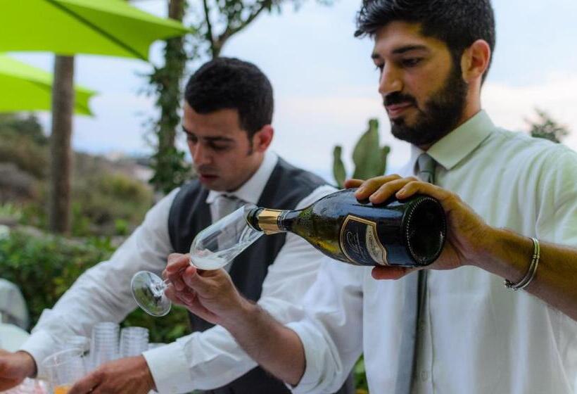 Отель Torre Sant'angelo