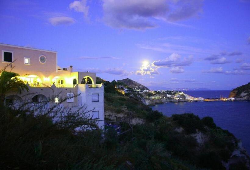 Отель Torre Sant'angelo