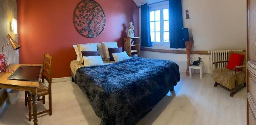 Logis Hotel Bellevue Restaurant La Pomme D Or