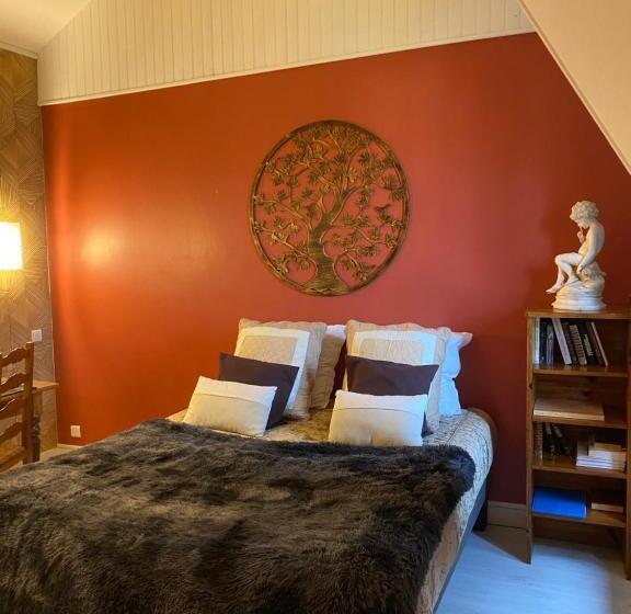 Logis Hotel Bellevue Restaurant La Pomme D Or