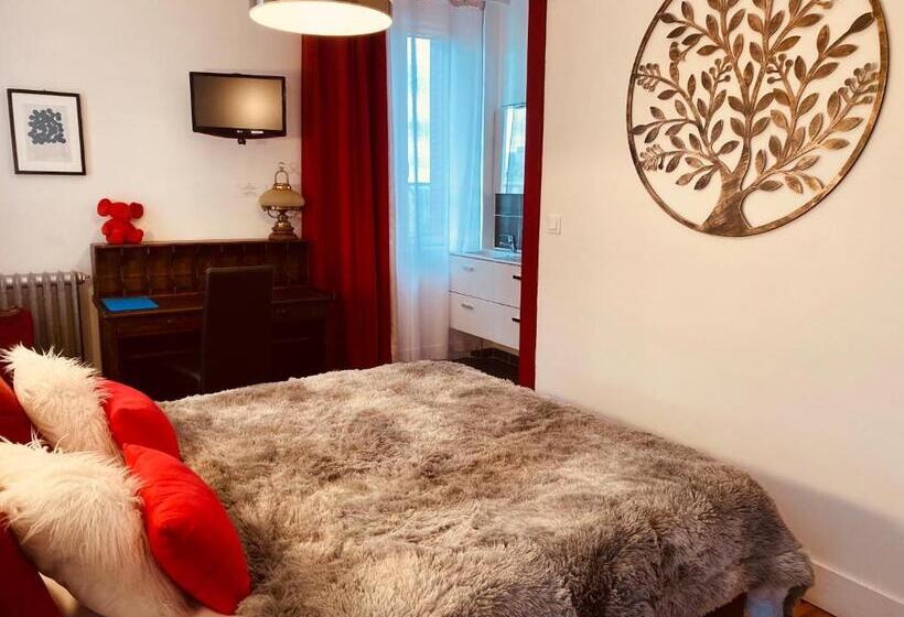 Logis Hotel Bellevue Restaurant La Pomme D Or