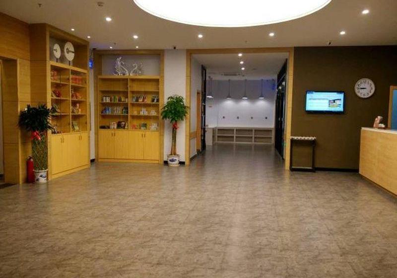 فندق 7 Days Premium Nanchang Chaoyang Middle Road Nanchang Bridge Branch
