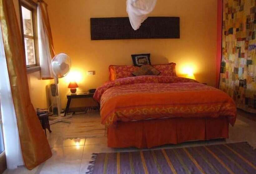 בית מלון כפרי Fernmark Inn