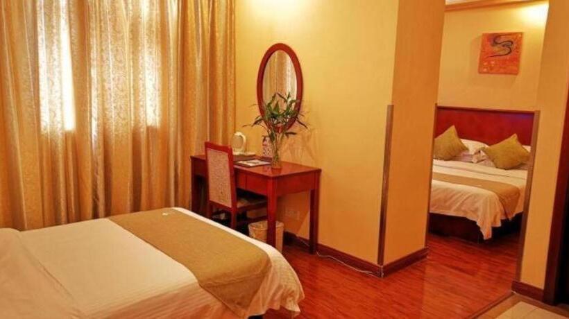 Отель Greentree Inn Yixing Zhangzhu Express