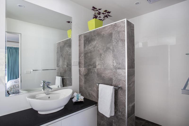 فندق Greenwood Park Estate