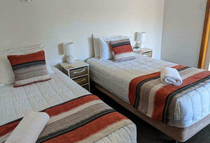 هتل Karuah Motor Inn