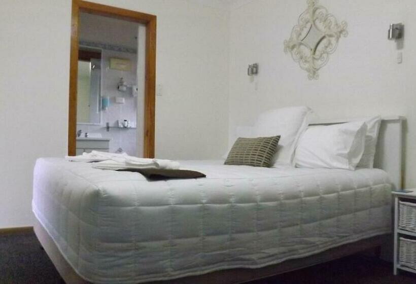 هتل Karuah Motor Inn