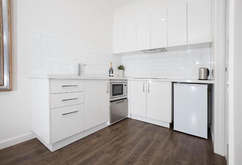 ホテル Newington Apartments