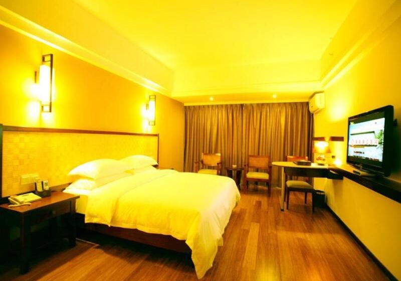 בית מלון כפרי Ramada Encore By Wyndham Qionghai Downtown