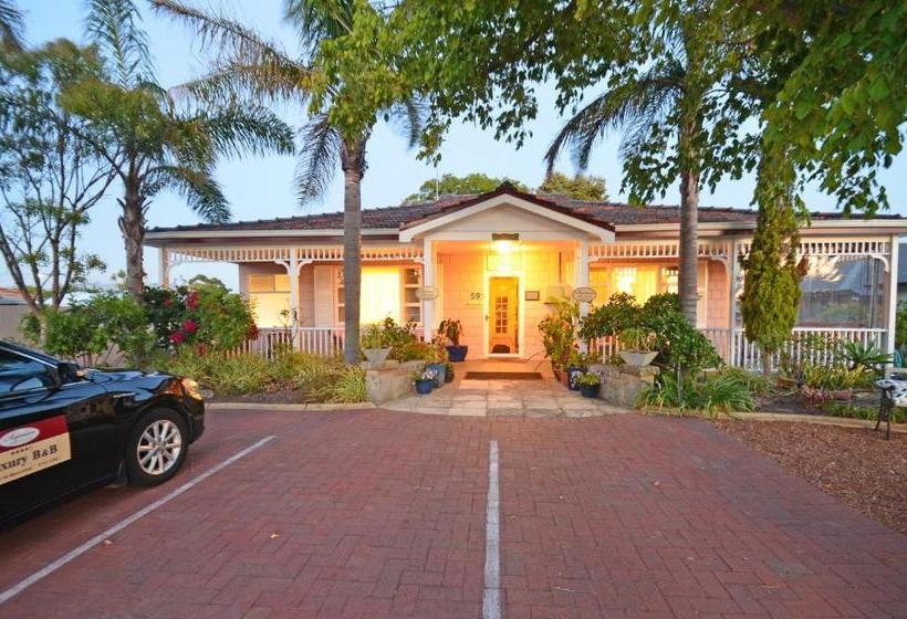 בית מלון כפרי Sojourn On Gale Bed & Breakfast