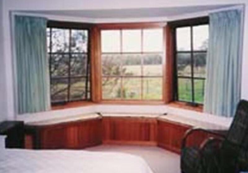 בית מלון כפרי Wind Song Bed & Breakfast