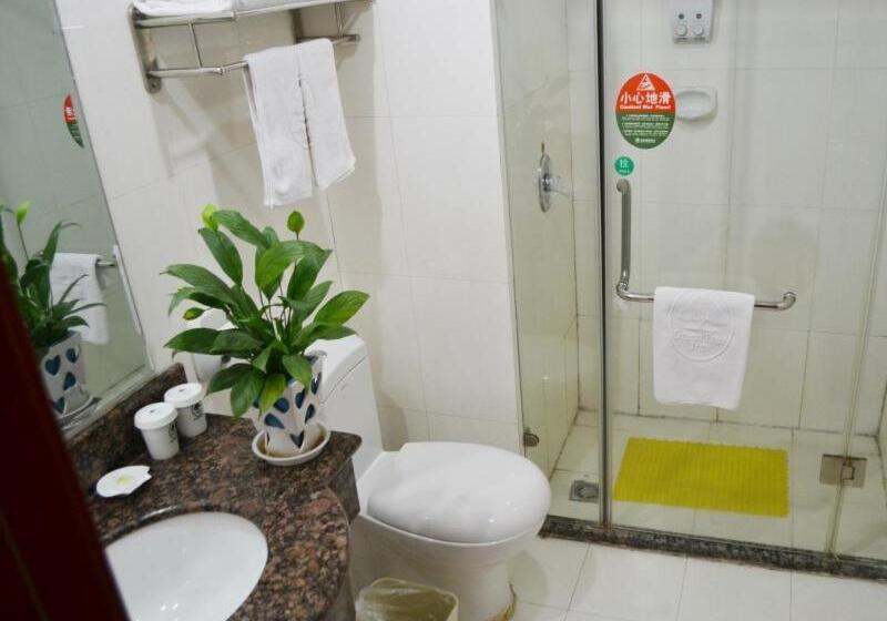 בית מלון כפרי Greentree Inn Shandong Laiwu West Laiwu Road Express