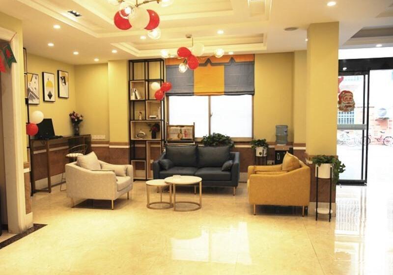 Отель Greentree Inn Zhenjiang Yangzhong Central Market Gangdong Bei Road