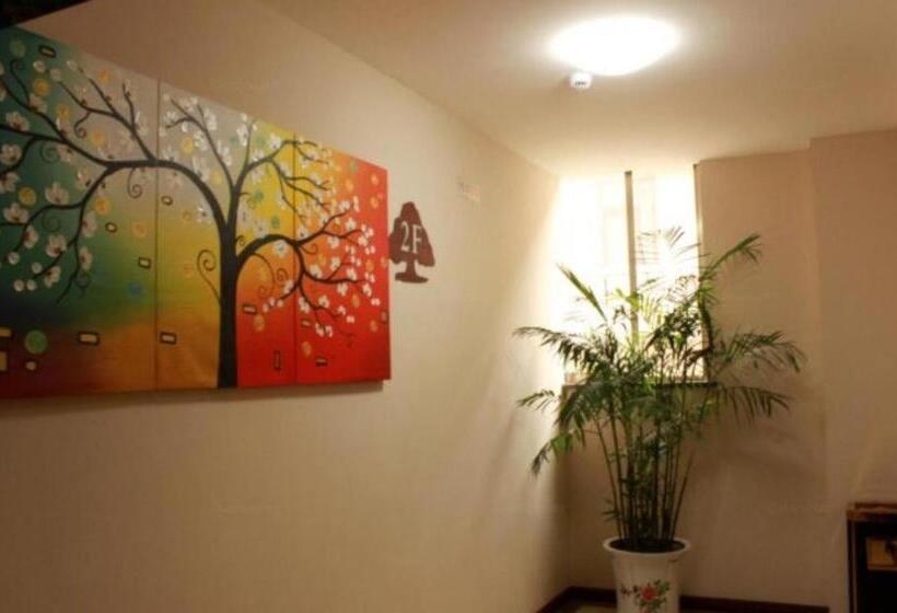 Отель Greentree Inn Zhenjiang Yangzhong Central Market Gangdong Bei Road