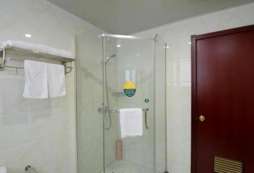 Отель Greentree Inn Zhenjiang Yangzhong Central Market Gangdong Bei Road