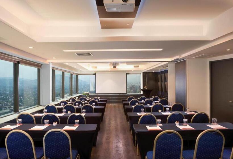 Boulevard Suites Ferrat