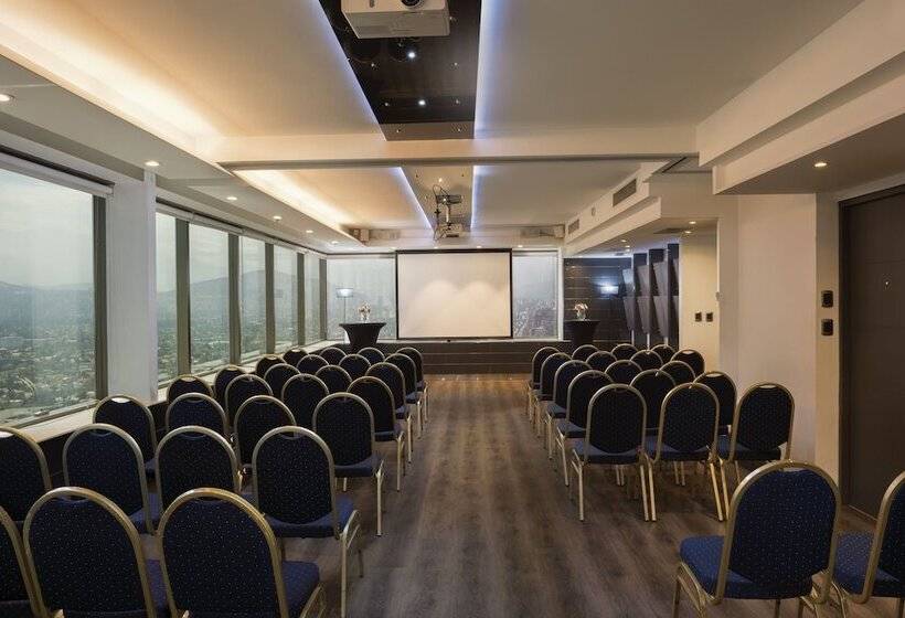 Boulevard Suites Ferrat