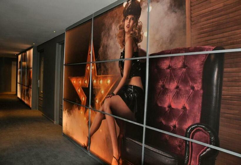 Broadway Hotel & Suites