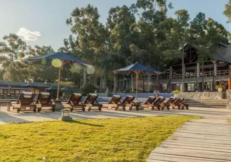 Carmelo Resort & Spa